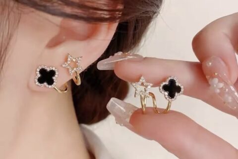 Clover Star Claw Stud Earrings