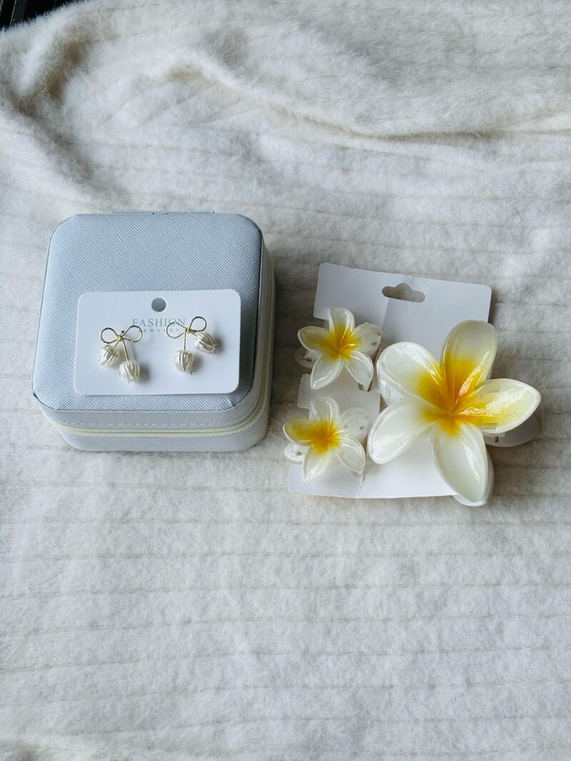 Rakhi Gift Hamper - Image 2