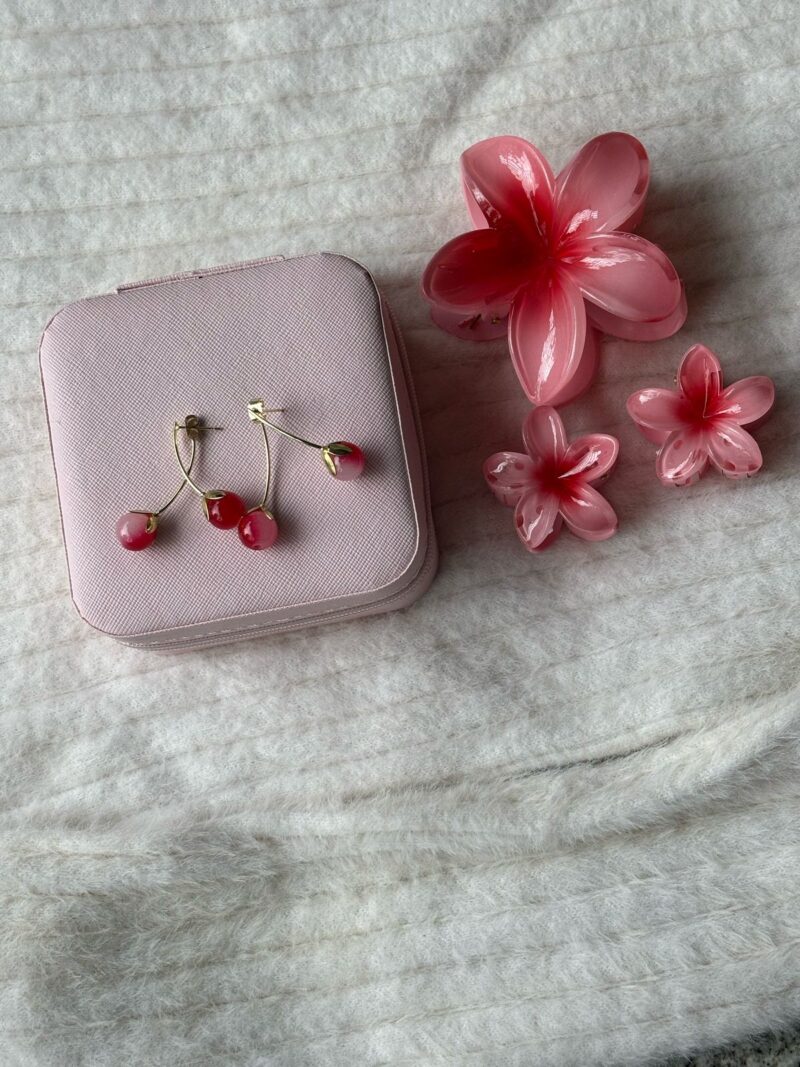 Rakhi Gift Hamper - Image 2